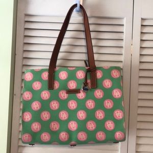 Dooney & Bourke Purse